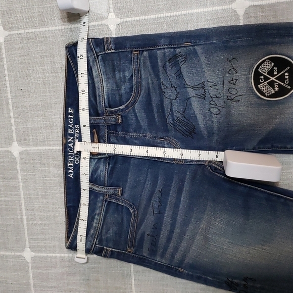 American Eagle Jeans with Patches, Size 00 - Picture 17 of 17